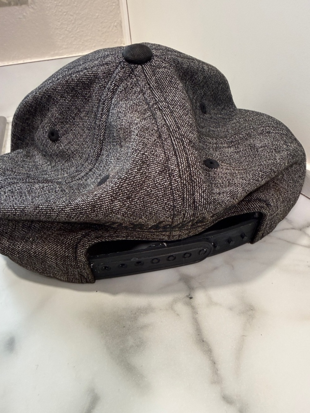 Mitchell & Ness Chicago Bulls gray and black snapback hat - Picture 2 of 4